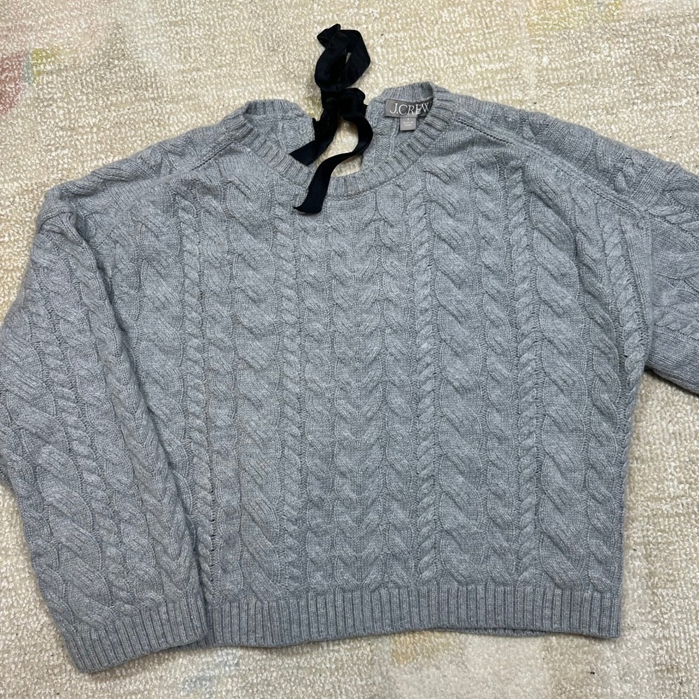 J Crew Cable Knit Sweater Women Small Light Gray Wool Tie Back Crew Neck
